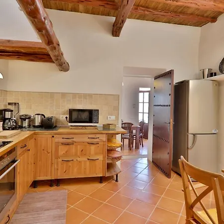 Villa Caseres