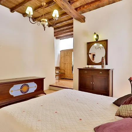 Villa Caseres *