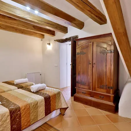 Villa Caseres