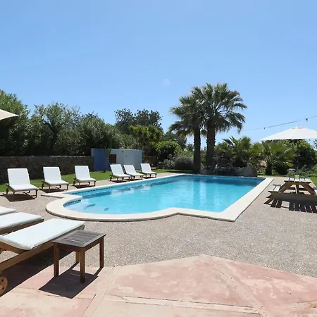 Caseres Villa