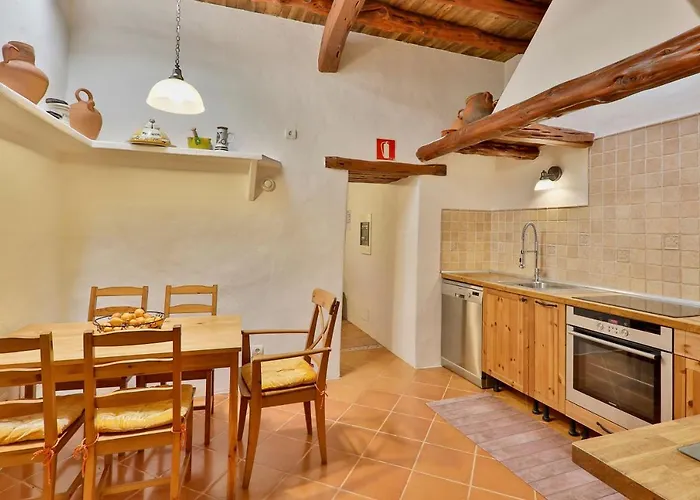 Caseres Villa Santa Eularia des Riu